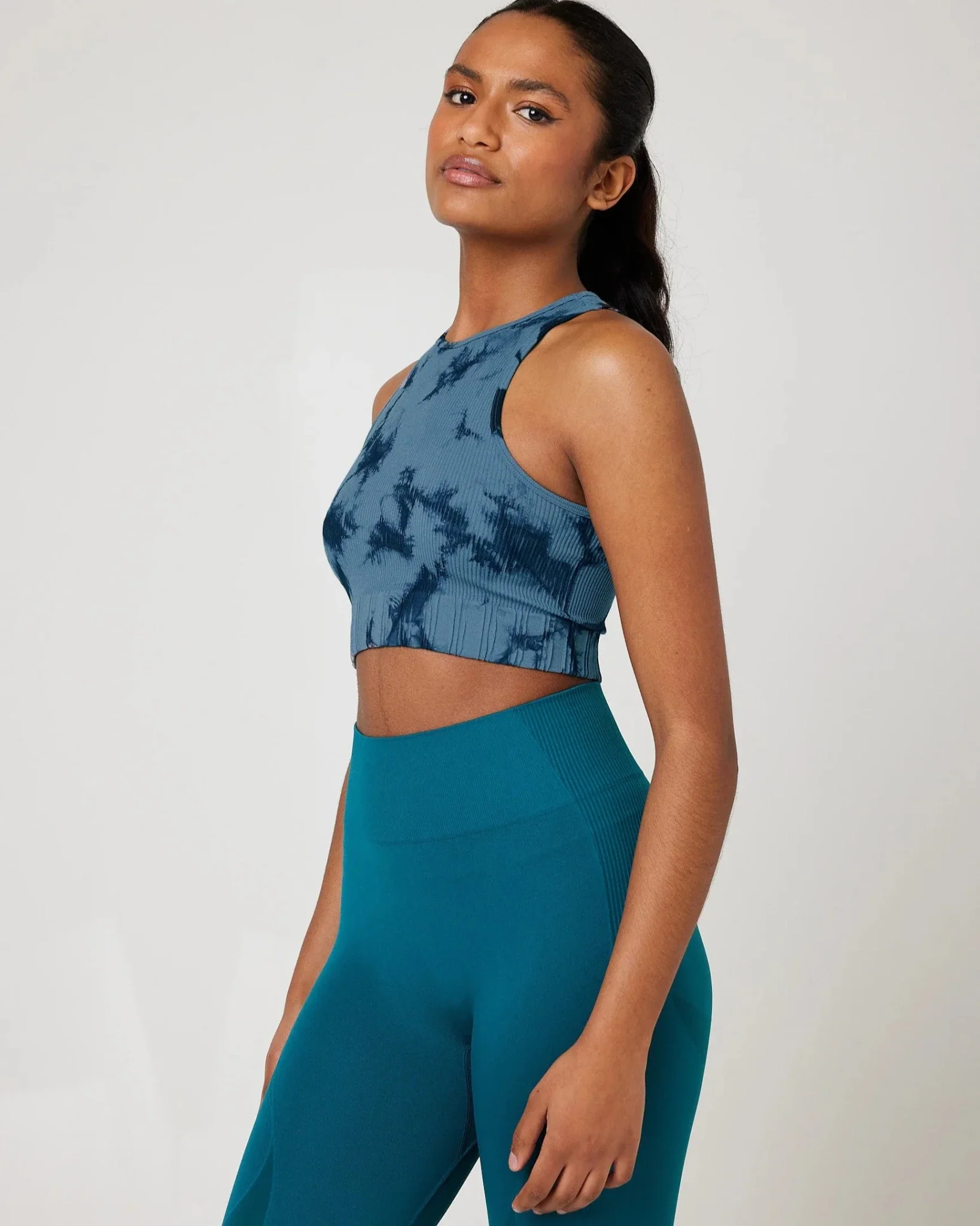 SnuggzFit Detail Sculpt Leggings - Green (11108) - Image 3