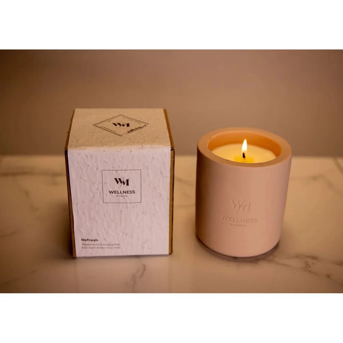 Wellness By Manuel REFRESH Scented Designer Candle - Eucalyptus & Peppermint - Image 2